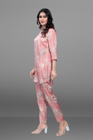 Peach Floral Print Muslin Silk Short Kurta Set (Co-ord Style)