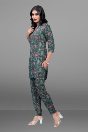 Dark Green Floral Print Muslin Silk Short Kurta Set (Co-ord Style)